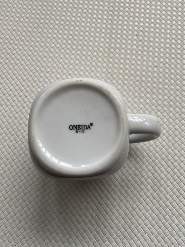 Oneida Tasse Tee Kaffee weiß gebraucht